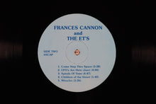 画像をギャラリービューアに読み込む, frances CANNON AND THE EXTRATERRESTRIALS - The singing psychic