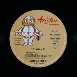 NUOVA IDEA – Clowns